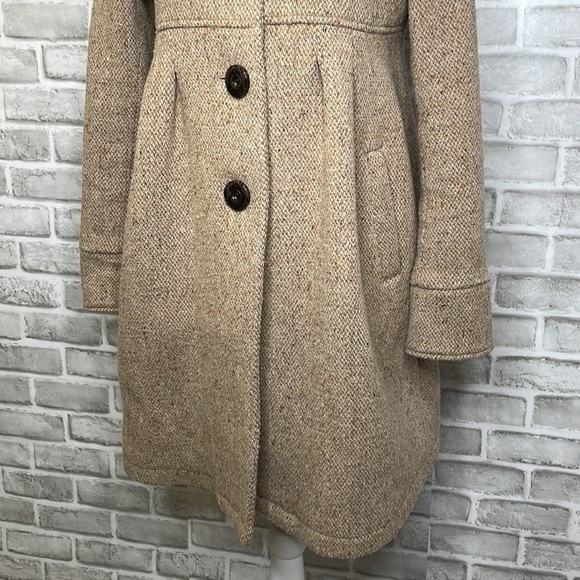 I. Spiewak & Sons women’s brown wool button down coat with hood and two pockets - Picture 3 of 15